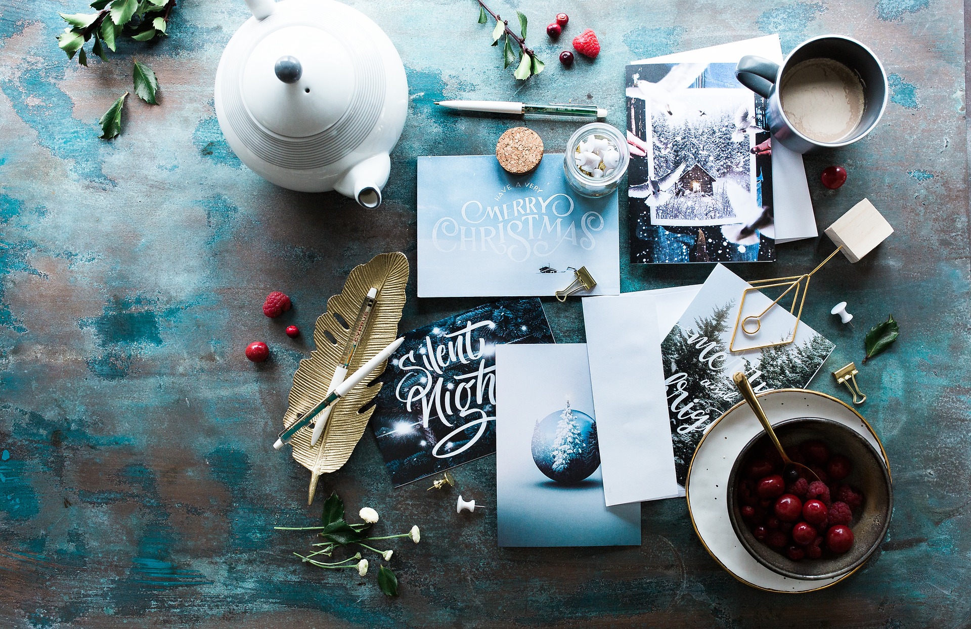 Five Christmas Gift Ideas for A Coffee Drinker.